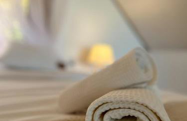 Zloty, a Skromny - ogrodzony domek z jacuzzi i widokiem na jezioro - Foto 44