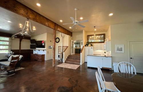 Red Roof Lodge• hot tub• 18 beds• venue• treehouse - Foto 73