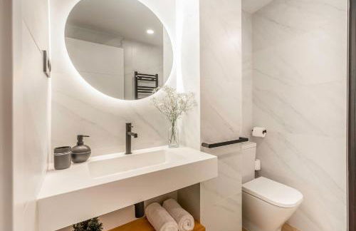 ApartsNouBcn Equador Les Corts - Photo 36