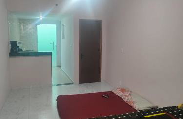 Casa toda aconchegante e bem localizada - Foto 8