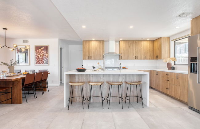 Lava Rocks by Avantstay Gorgeous Desert Haven w Pool Hot Tub Fire Pit Ping Pong - Foto 5