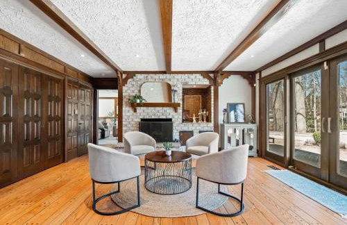 Unique Estate 5 Bedrooms Fire Pit Sleeps 10 - Foto 29