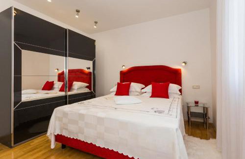 Villa Sweet Home Marija With Heated Pool - Foto 17