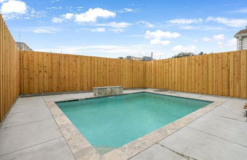 New 4 Bed luxury house w/Private Heated Pool - Foto 35