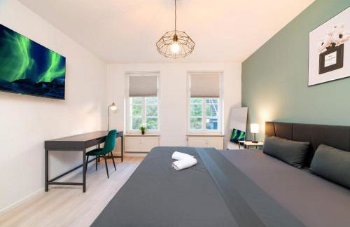 Smart Home - Wuppertal - Perfect for 6-8 Guests! Netflix - Central - Free Parking Zone - Foto 5