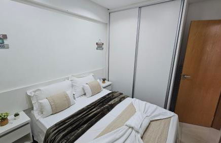 Flat Fantástico de 2qts ao lado Shop Flamboyant 105 - Foto 9