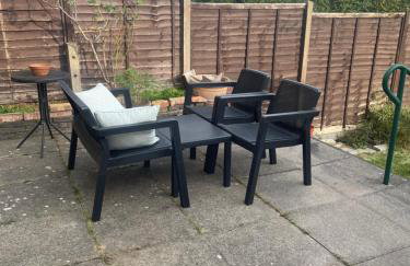 Wardown Place - Spacious 3 Bed House available for short term or long term Rental - Foto 25