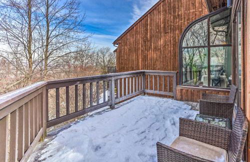 Inviting Vernon Twp Condo with Private Balcony! - Foto 25