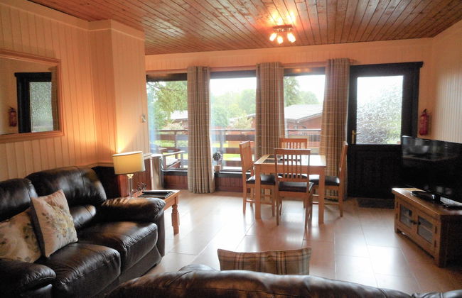 Birch Lodge 22 With Hot Tub, Newton Stewart - Photo 8