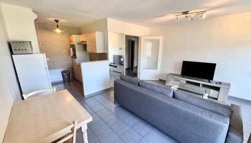 Super T2 à 5 min de Genève - Photo 2