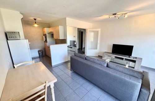 Super T2 à 5 min de Genève - Photo 2