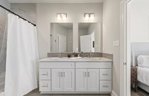 NEW-Upscale-EnSuites-King Bds-Fast WiFi-Quiet Area - Foto 21