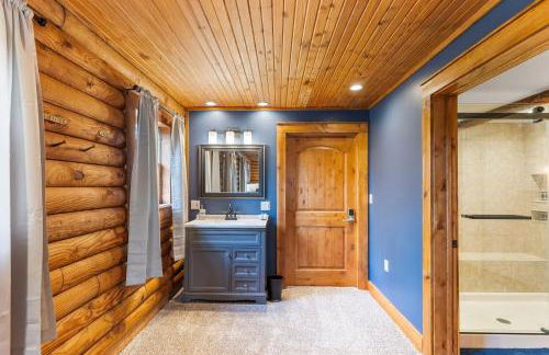 Sugar Rock Lodge Log Cabin on Tablerock Lake - Foto 17