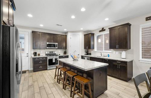 Modern Flagstaff Getaway with Mountain Charm. - Foto 4