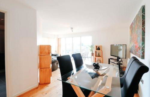 Bay View Apartment, by Solace Stays - Photo 36