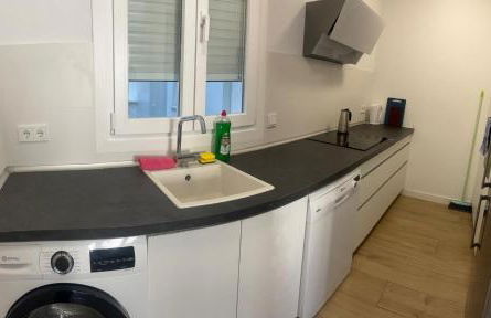 Apartaments Plaza Príncipe Viana - Photo 9