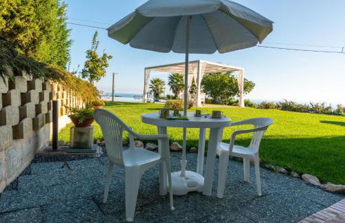 In collina sul mare... - Foto 74