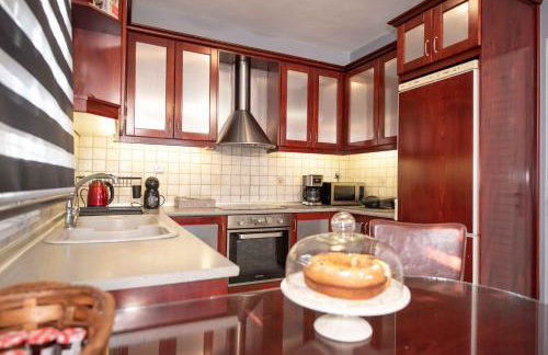 Dana's Luxury Maisonette - Photo 46