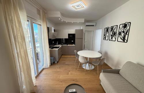 Villa Strozzi - Modern Apartament - Foto 4
