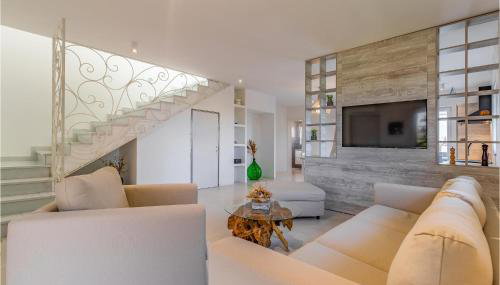 2 Bedroom Lovely Home In Hrboki - Foto 5