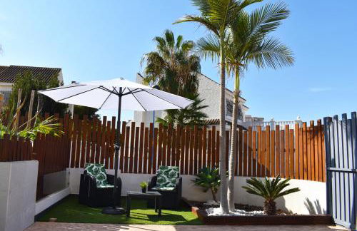 APART TURISTICOS MARINE REST LA MANGA MAR MENOR piscinas privadas - Foto 39