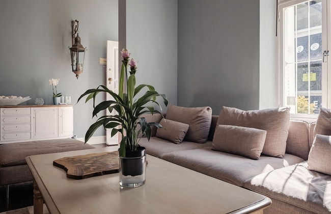 Purple House - Photo 63