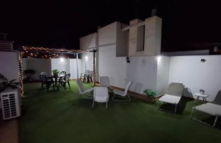 Ático Mediterráneo con Terraza y Solárium en el centro y a un paso del mar en Rincón de la Victoria - Photo 20