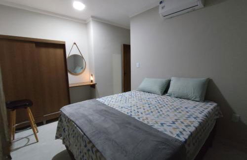 Apto Novo bem localizado e garagem - Foto 4