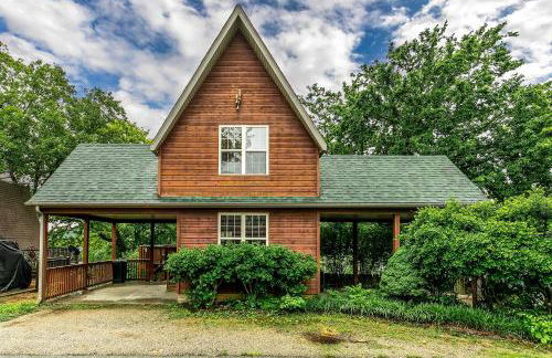 Walk to Lake Lampe Cabin with Fireplace and Deck! - Foto 28