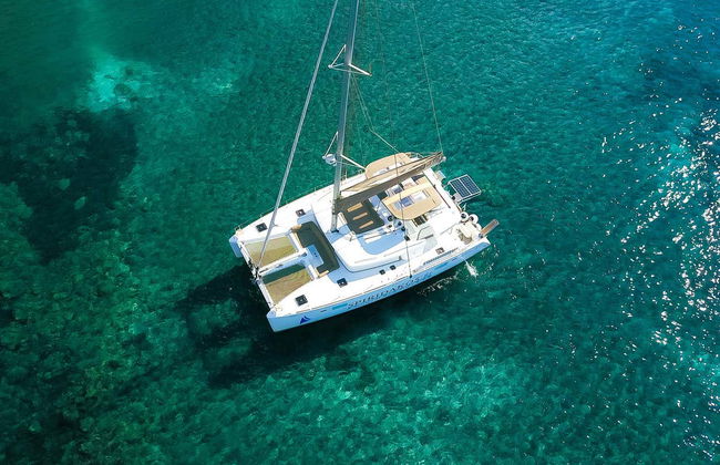 Santorini Caldera Catamaran Trip + Lunch - Foto 1