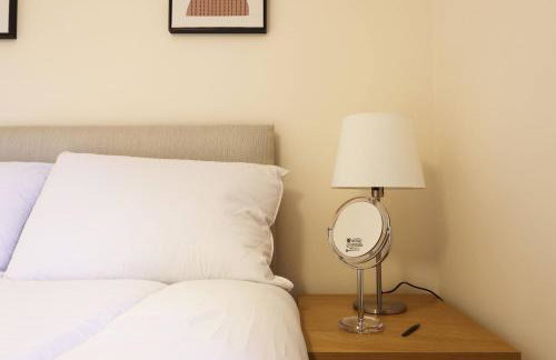 Modern 2-bed , Bradley Stoke, NR Parkway Station, Free Parking - Foto 18