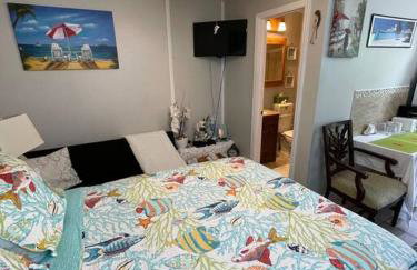 Comfy Queen Bed Studio, Downtown West Palm - Foto 24