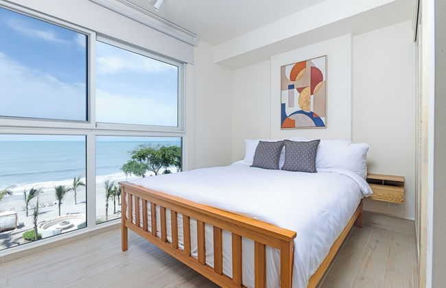 Surfside Beachfront Suites by Playa Caracol Resorts - Foto 79