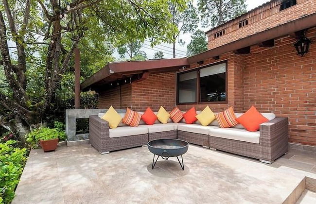 Incredible Property with Huge Garden and Pool! - Foto 3