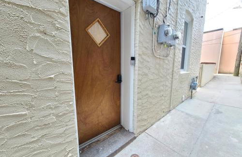 Arctic House- Walk to the Casinos, Outlets & More! - Foto 48