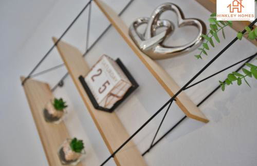 Spacious Apartment In The Centre Of Bridgwater Ideal for Contractors & Group Stays By Hinkley Homes Short Lets & Serviced Accommodation - Foto 49