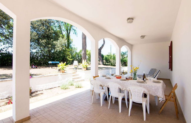 Enchanting Coastal With Views - Foto 15