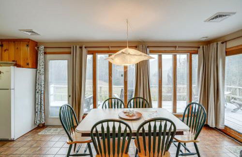 Hawley Home with Deck 4 Mi to Berkshire East Resort - Foto 5