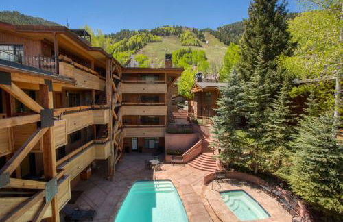 Fasching Haus Unit 12, Lower Level Deluxe Condo w/ Open Living Area & Gas Fireplace - Foto 22