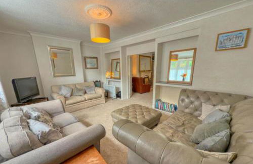 Contractors Corporate Welcome Charress House - Photo 2