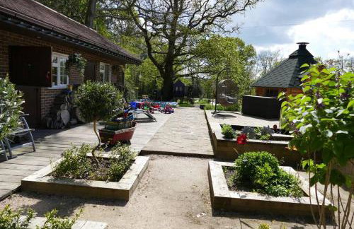 The Stables - 2 bed with large garden and hot tub. - Foto 58