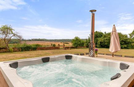 The Hunting Lodge at Ragley Estate - Photo 2