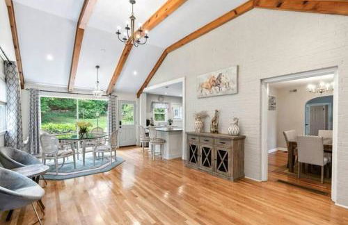 Classy utopian escape near Emory - Foto 28