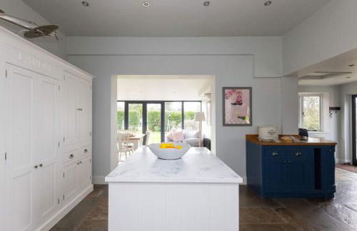 House & Annexe Sleeps 18 Heated Pool - Photo 19