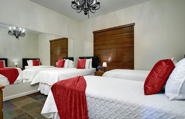 Custom Home! 2+ Acres True Indoor-outdoor Living! - Foto 3