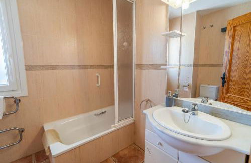 Las Alondras stunning lake views - Foto 31