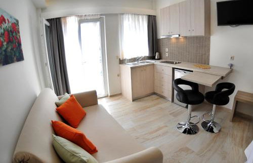 Aggelos Apartments & Deluxe Studios - Photo 61
