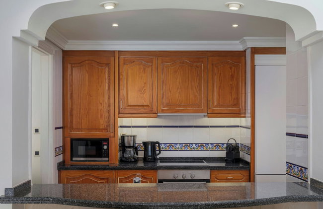 Marriott's Marbella Beach Resort - Photo 6