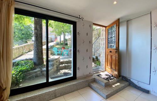 Charmante maisonnette à Blavozy, proche du Puy-en-Velay, avec terrasse privative, WiFi, et parking - FR-1-582-57 - Foto 11