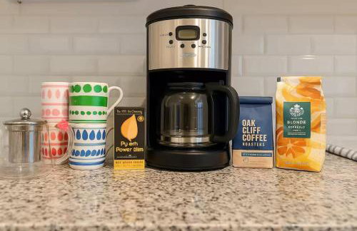 The Red Room - Double King Bed - Grand Piano - Foto 12